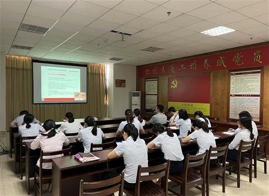 云体育集团有限公司
组织参加疫情常态化下建筑企业经营管理风险管控培训